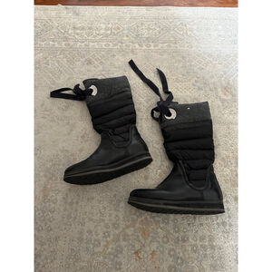 Women's Moncler Black Gray Winter Boots Size 36
